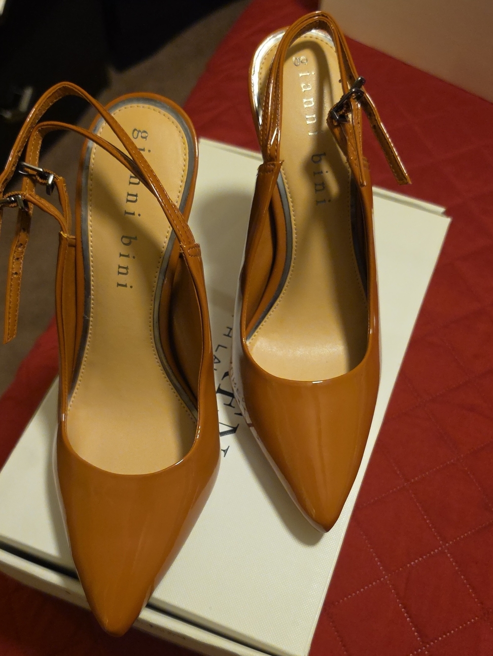 BRAND NEW Gianni Bini Women's Cognac Patent Pointed-Toe Slingback Heels